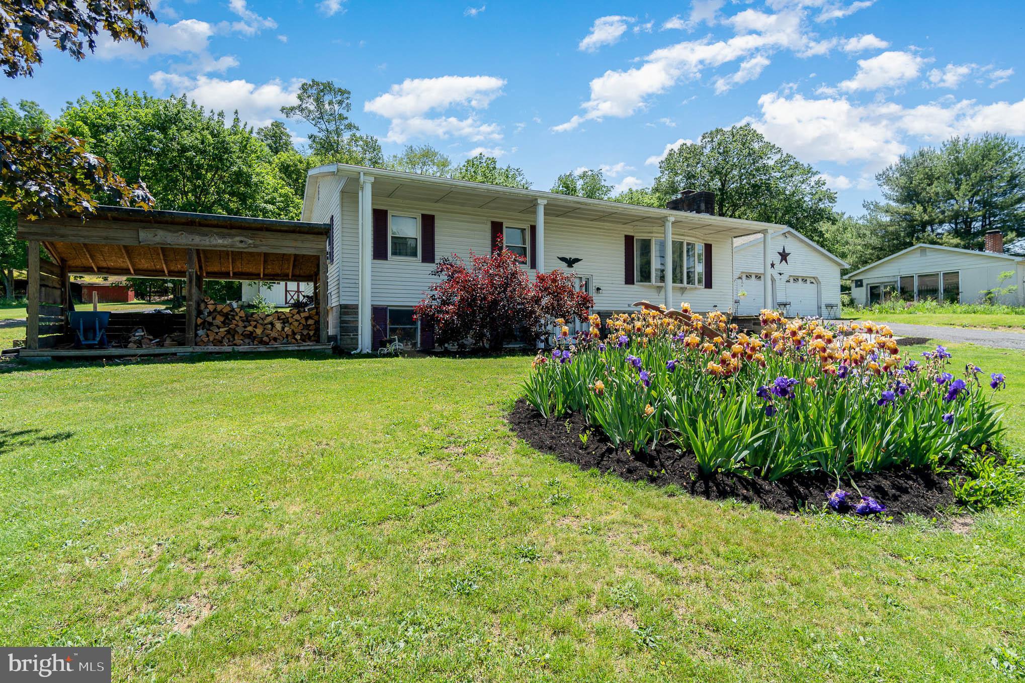 329 Seven Stars Road Millerstown, PA 17062 - Photo 2 of 22 Feels like Country...