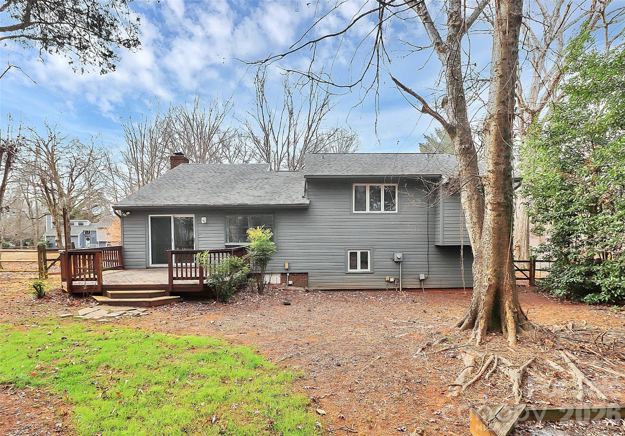 9421 Fairway Ridge Road Charlotte, NC 28277 - Photo 34 of 36 a view of a house with backyard and sitting area