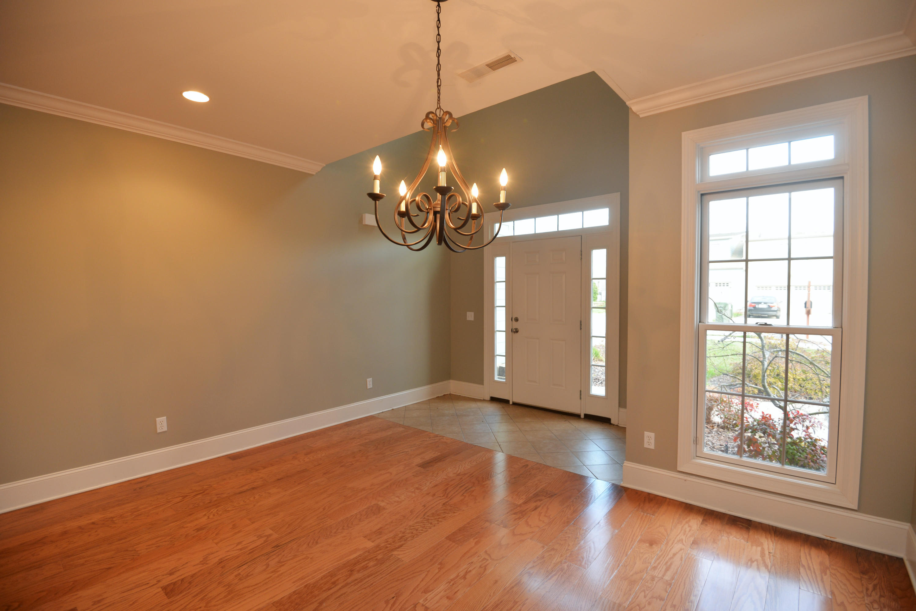 2319 Rivendell Lane Chattanooga, TN 37421 - Photo 3 of 27 DSC_0164 (2)