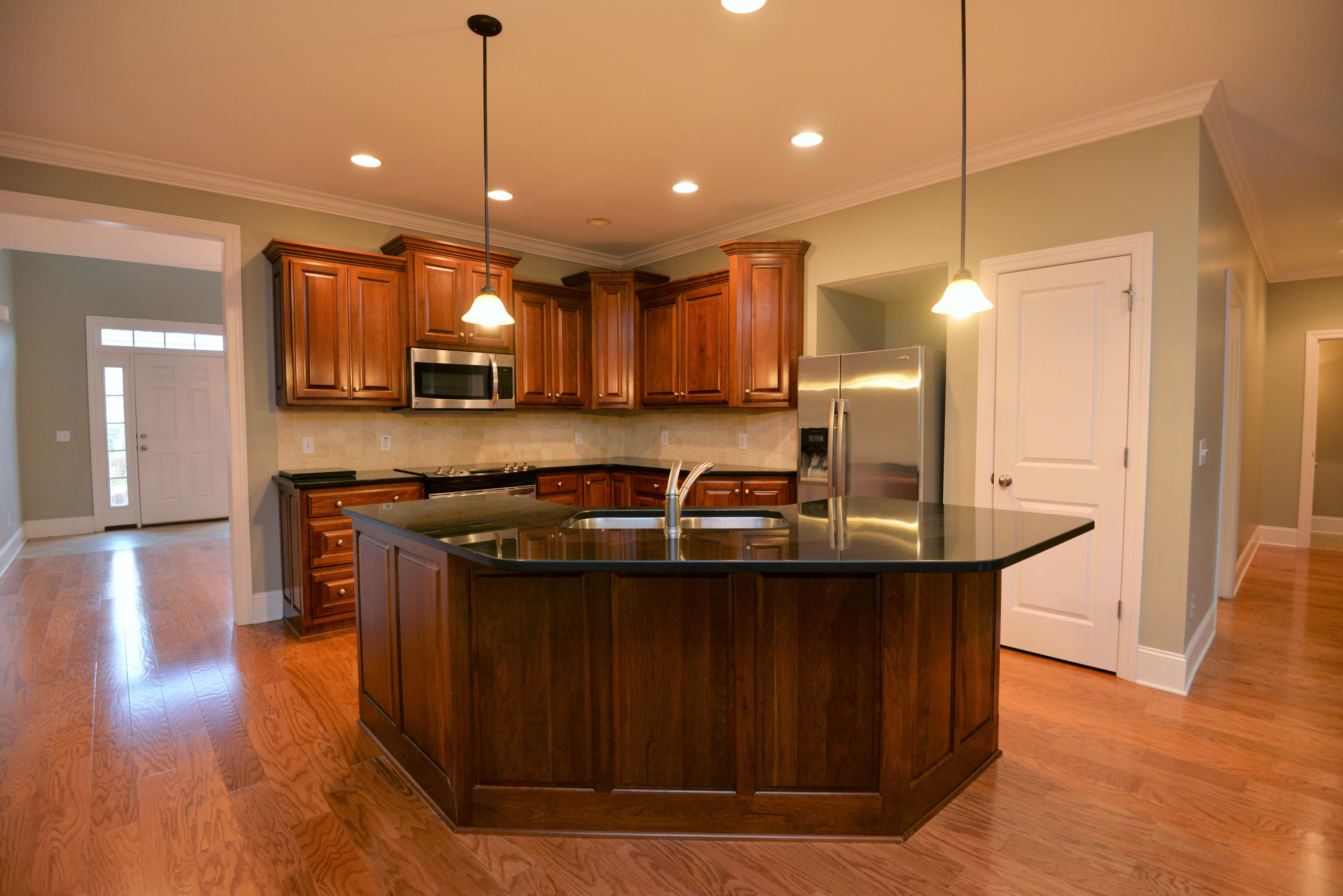 2319 Rivendell Lane Chattanooga, TN 37421 - Photo 6 of 27 DSC_0169 (2)