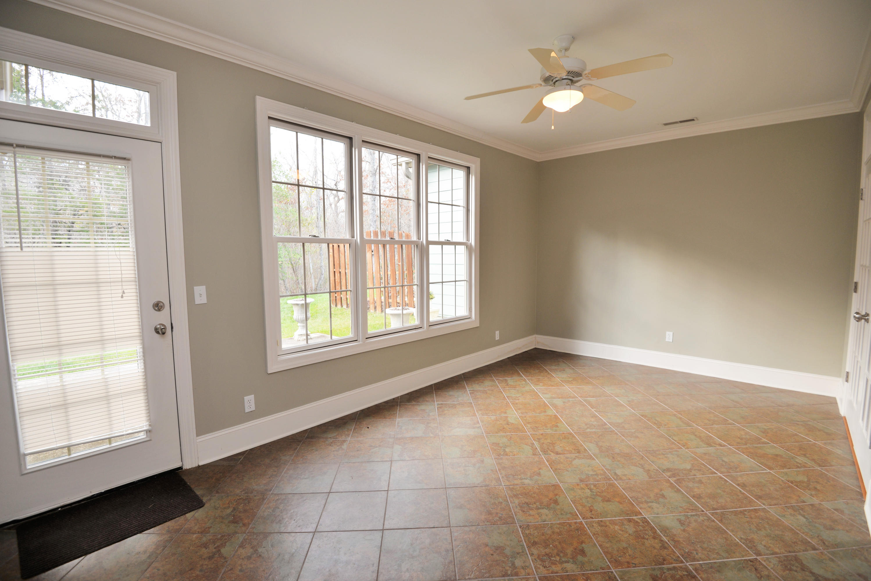 2319 Rivendell Lane Chattanooga, TN 37421 - Photo 10 of 27 DSC_0182 (2)