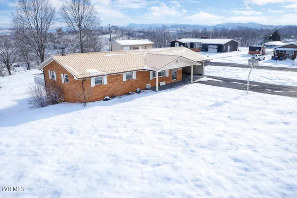 $247,500 | 45 Holbrook Drive, Castlewood, VA 24224