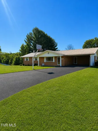 $247,500 | 45 Holbrook Drive, Castlewood, VA 24224