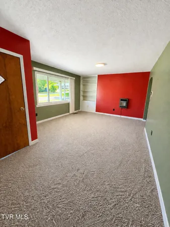$247,500 | 45 Holbrook Drive, Castlewood, VA 24224