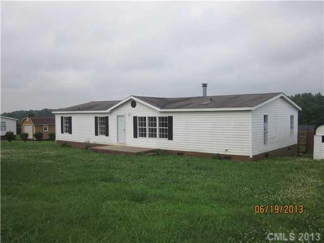 147 Shaw Road Harmony, NC 28634 - Photo 1 of 10 Gallery Image 1