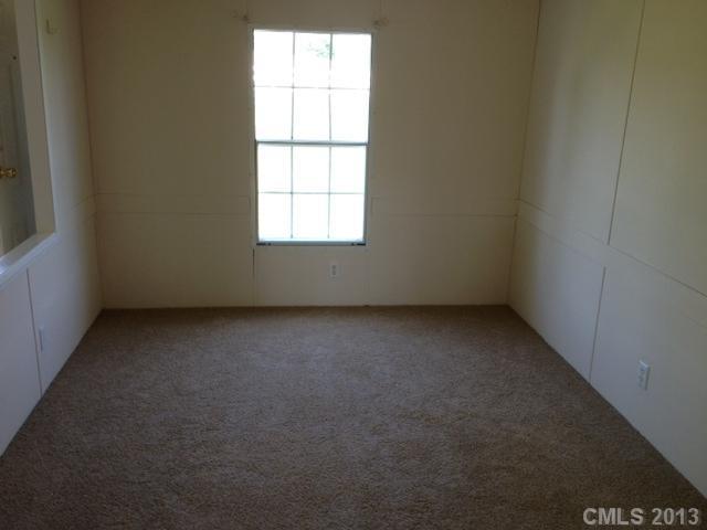 147 Shaw Road Harmony, NC 28634 - Photo 7 of 10 Gallery Image 7