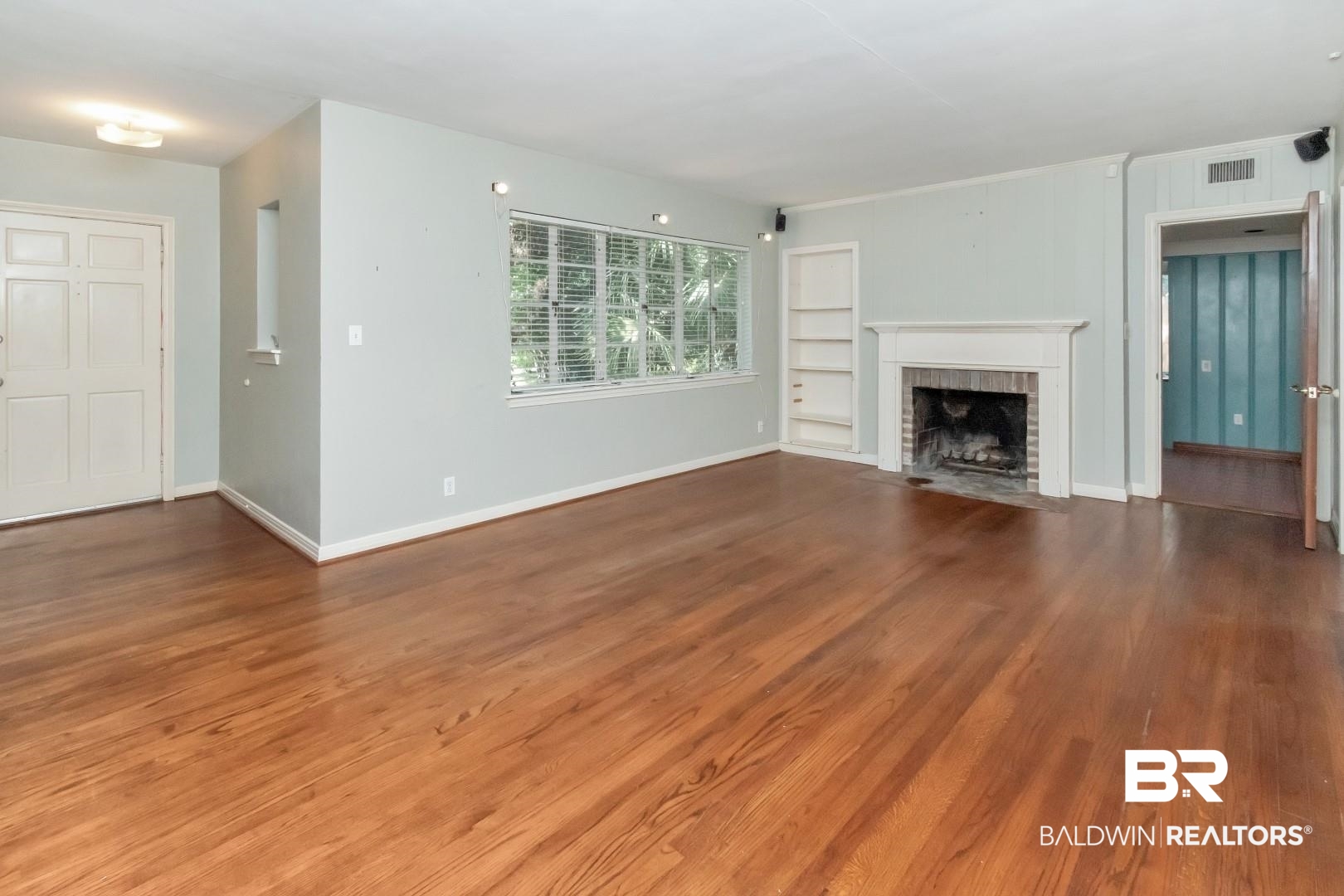 2101 Upham Street Mobile, AL 36607 - Photo 5 of 26
