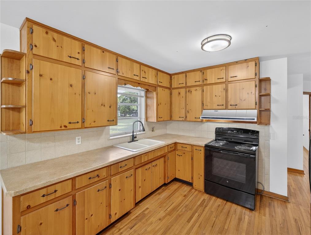 2015 Sandford Road Lakeland, FL 33801 - Photo 26 of 58