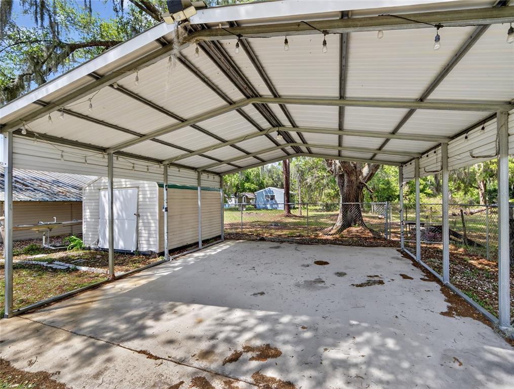 2015 Sandford Road Lakeland, FL 33801 - Photo 51 of 58