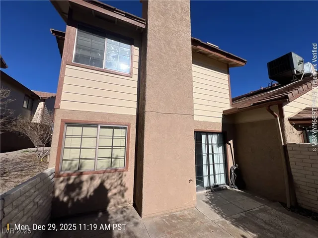 $1,729 | 3251 Dawnflower Street, Unit 2, Las Vegas, NV 89121