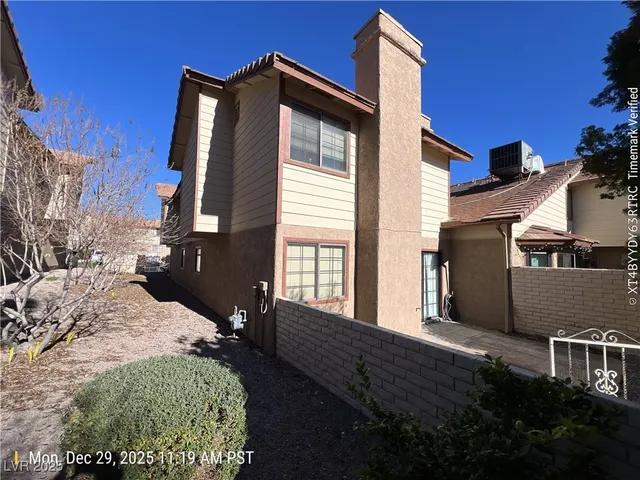 $1,729 | 3251 Dawnflower Street, Unit 2, Las Vegas, NV 89121