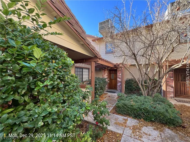 $1,729 | 3251 Dawnflower Street, Unit 2, Las Vegas, NV 89121