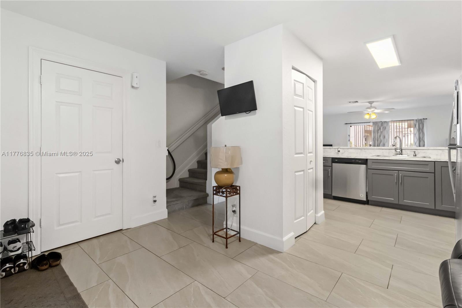 2452 Southwest 99th Way, Unit 2452 Miramar, FL 33025 - Photo 11 of 30