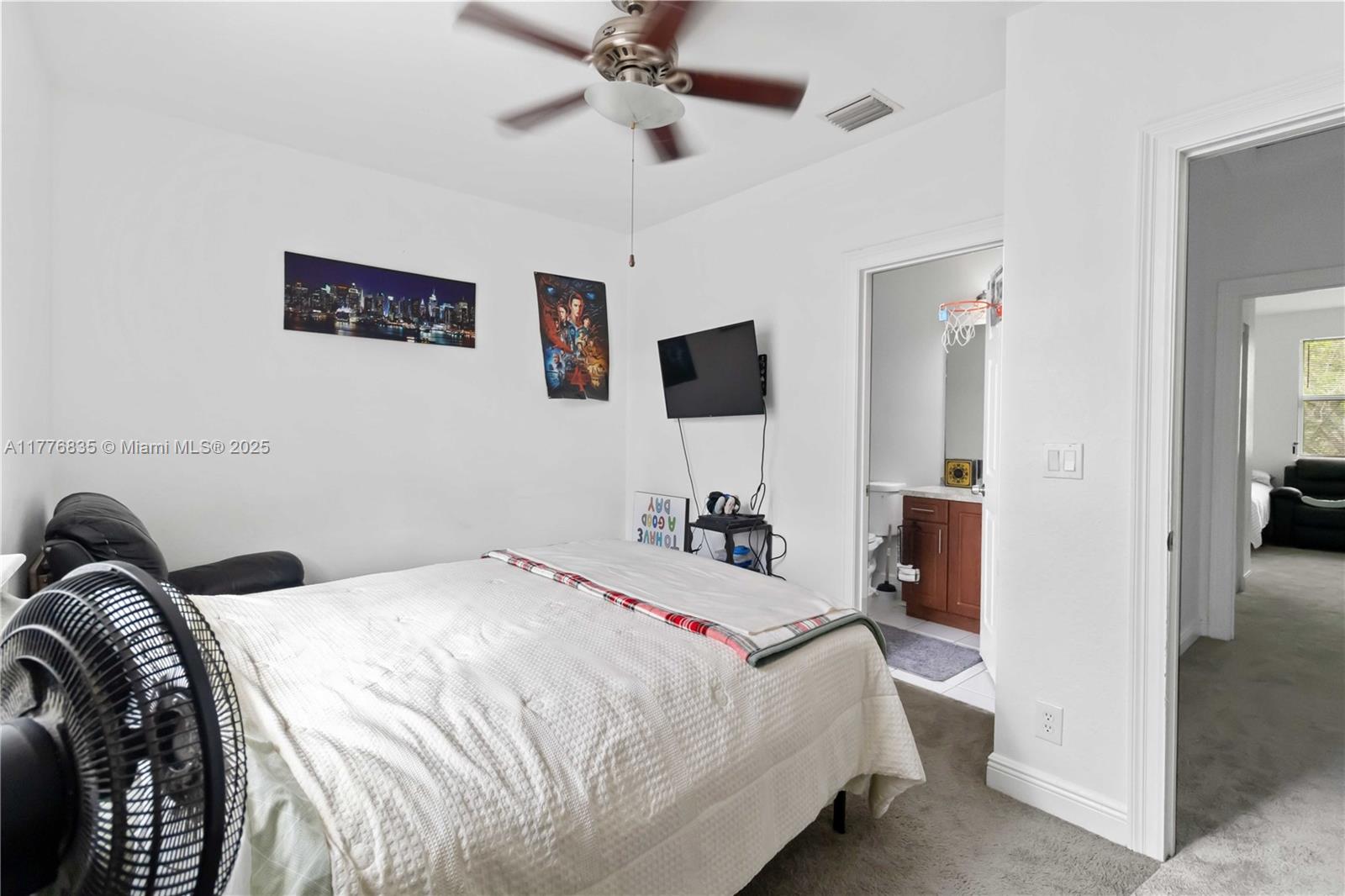 2452 Southwest 99th Way, Unit 2452 Miramar, FL 33025 - Photo 16 of 30