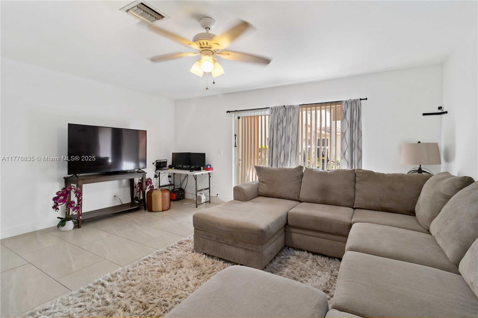 2452 Southwest 99th Way, Unit 2452 Miramar, FL 33025 - Photo 8 of 30