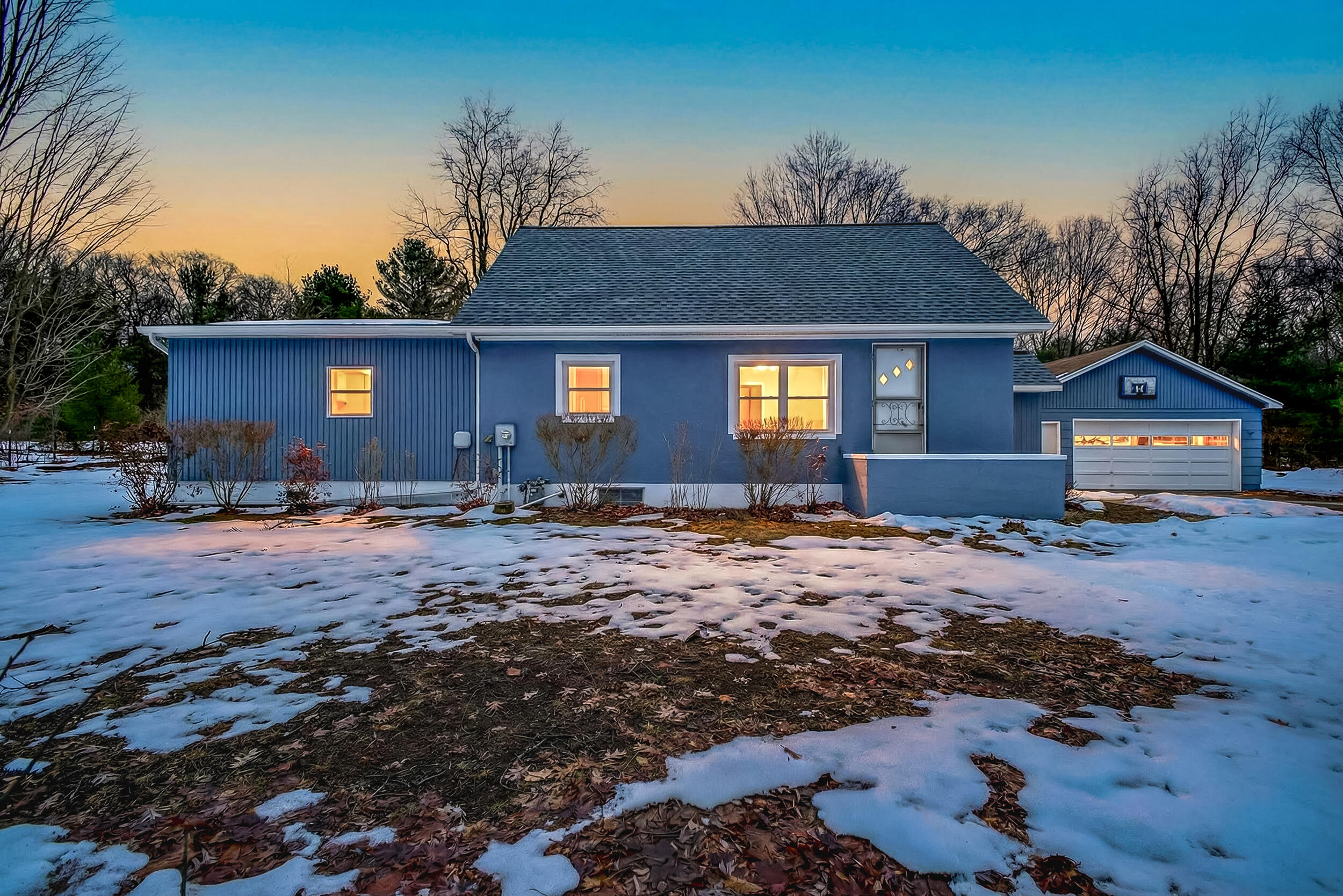 34 South Weber Road Muskegon, MI 49445 - Photo 2 of 32 34 Weber-41