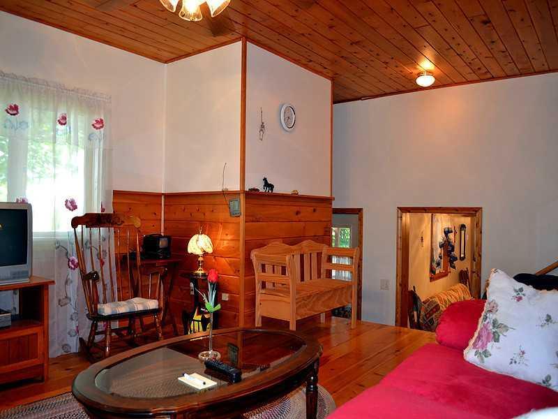 72 Mcglinn Road Houlton, ME 04730 - Photo 29 of 35 Living Room.