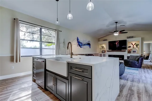 $975,000 | 17015 Winners Circle, Odessa, FL 33556