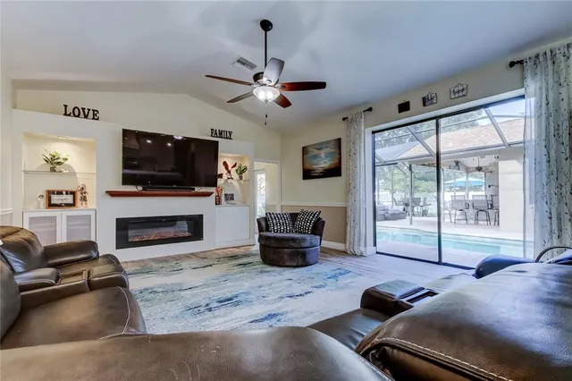 $975,000 | 17015 Winners Circle, Odessa, FL 33556