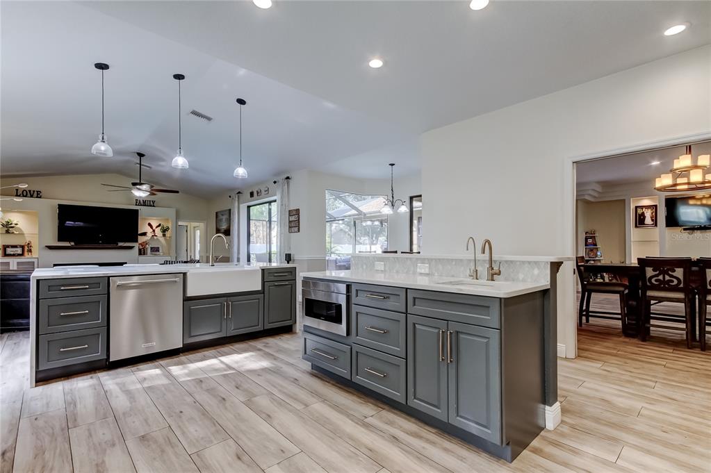 17015 Winners Circle Odessa, FL 33556 - Photo 3 of 93