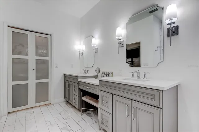 $975,000 | 17015 Winners Circle, Odessa, FL 33556