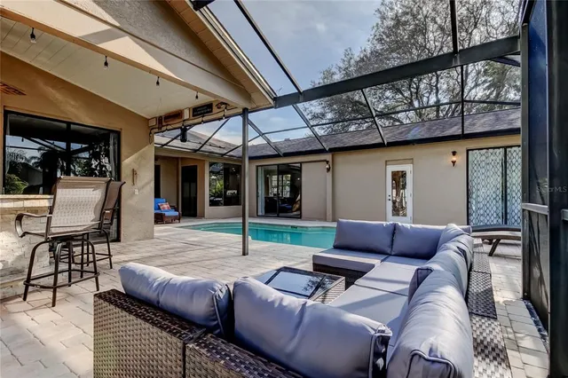 $975,000 | 17015 Winners Circle, Odessa, FL 33556