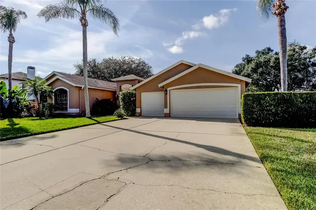 $975,000 | 17015 Winners Circle, Odessa, FL 33556