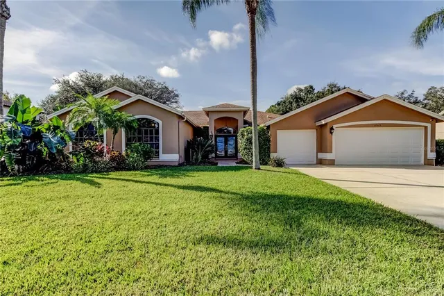 $975,000 | 17015 Winners Circle, Odessa, FL 33556
