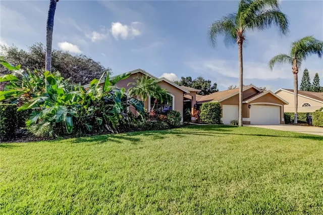 $975,000 | 17015 Winners Circle, Odessa, FL 33556