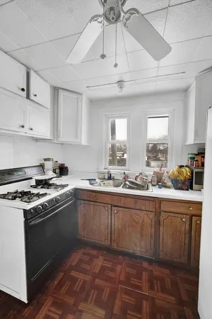 $165,000 | 37 West 36th Place, Steger, IL 60475