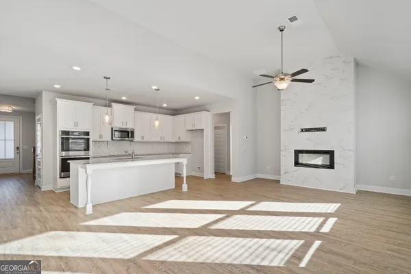 $415,000 | 2910 Red Fox Drive, Haddock, GA 31033