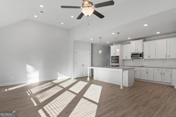 $415,000 | 2910 Red Fox Drive, Haddock, GA 31033