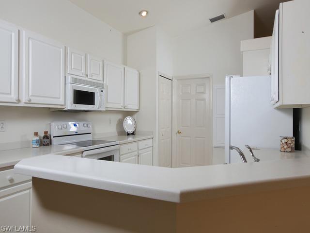 1872 Timarron Way Naples, FL 34109 - Photo 4 of 13 Gallery Image 4