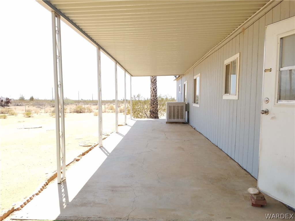 3645 Ligurta Road Golden Valley, AZ 86413 - Photo 15 of 17 Front covered porch