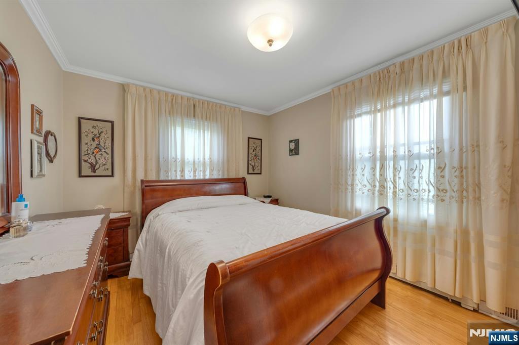 24 Cambridge Road Tenafly, NJ 07670 - Photo 16 of 31