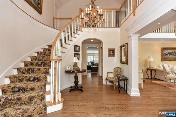 $2,222,000 | 30 Chestnut Ridge Road, Saddle River, NJ 07458