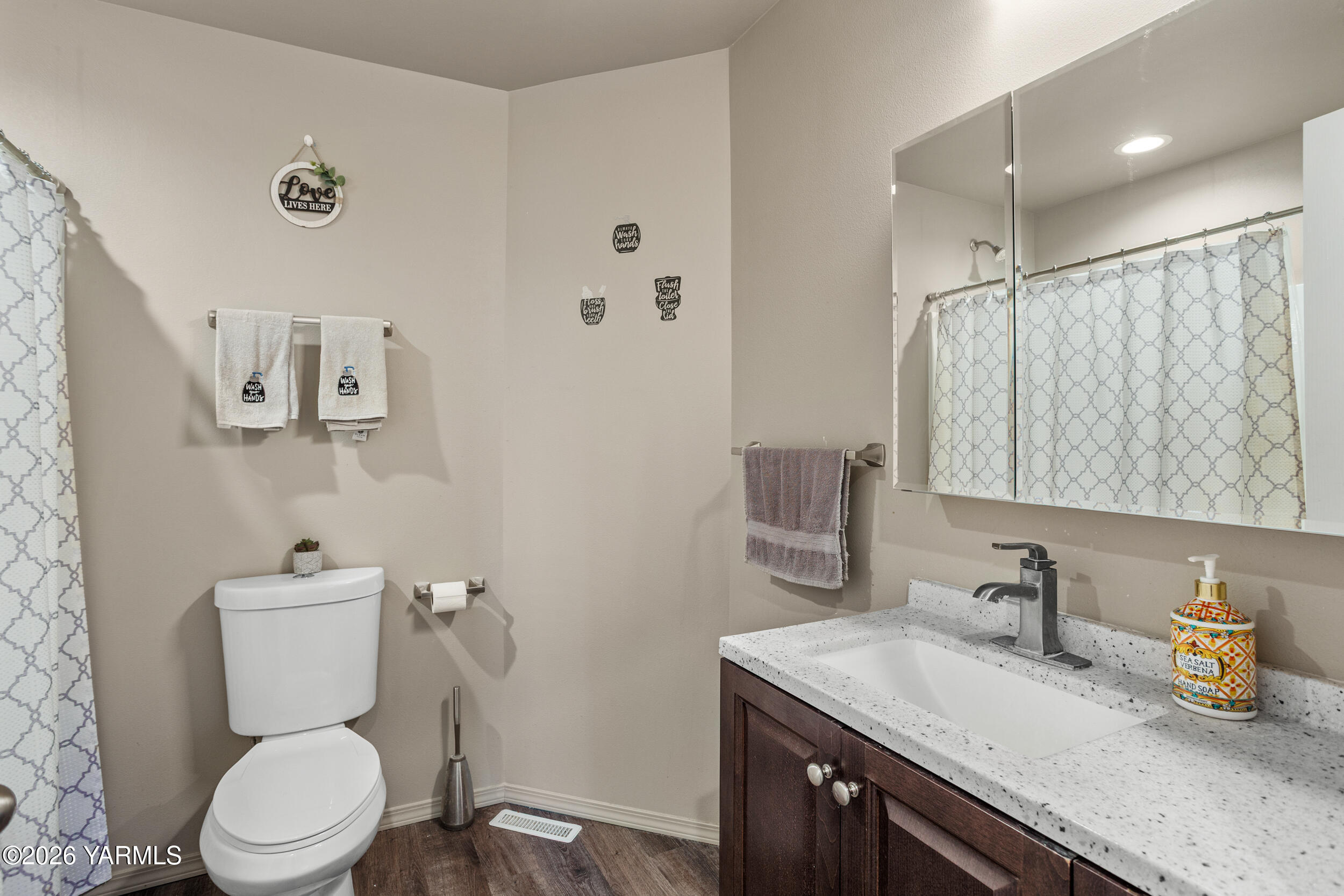 955 Southern Avenue Selah, WA 98942 - Photo 30 of 36 955Southern_33