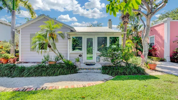 $1,849,000 | 42 Palm Square, Delray Beach, FL 33483