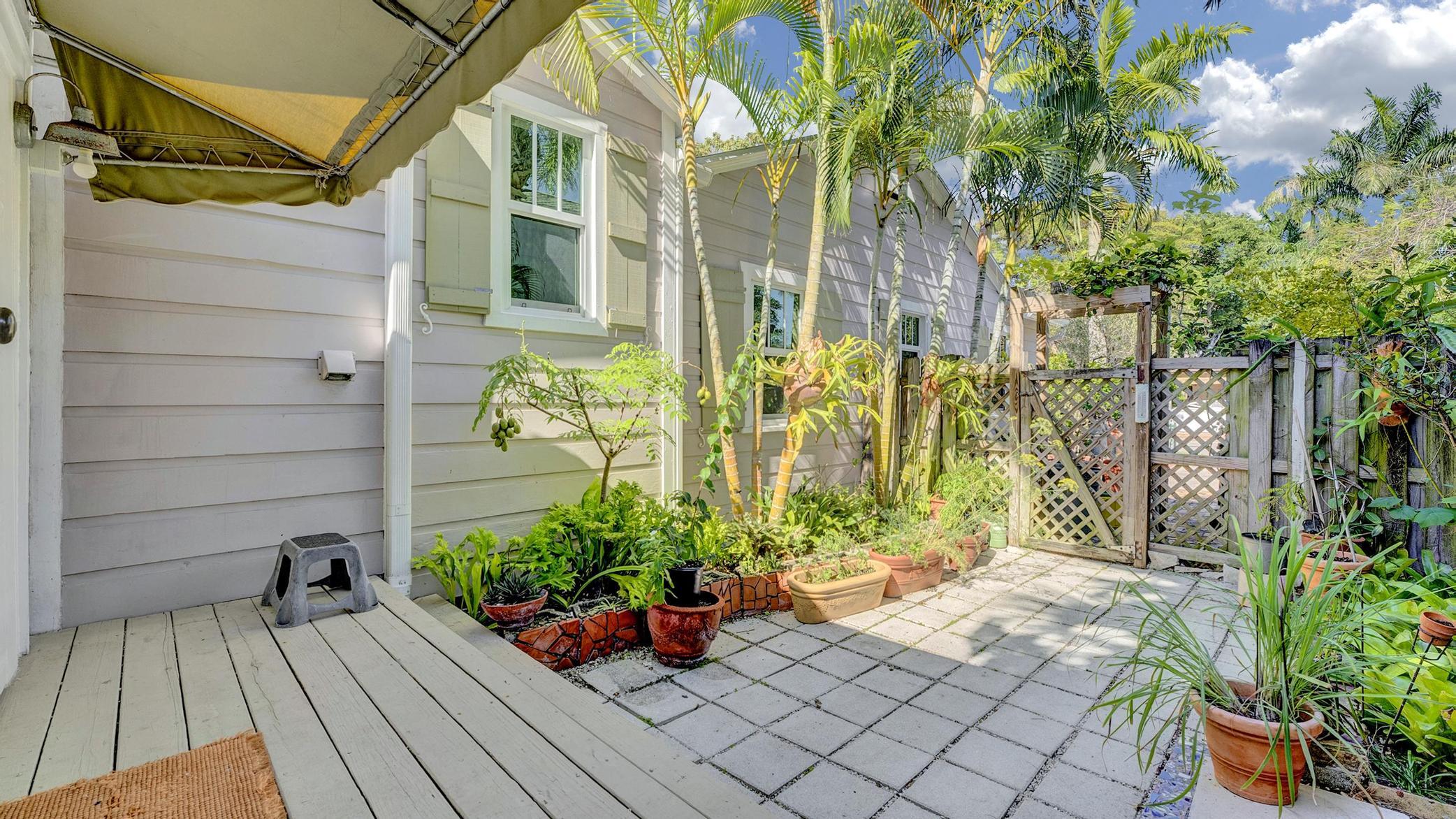 42 Palm Square Delray Beach, FL 33483 - Photo 28 of 31 DSC08950
