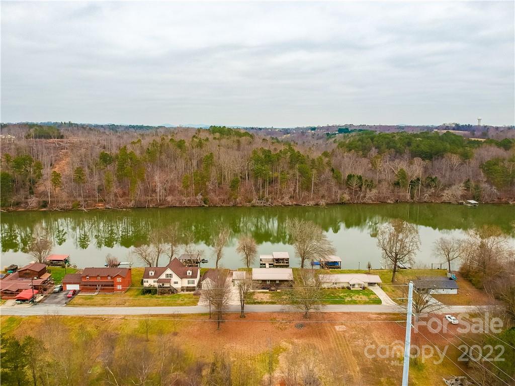 140 River Ridge Lane Hickory, NC 28601 - Photo 1 of 7 Gallery Image 1