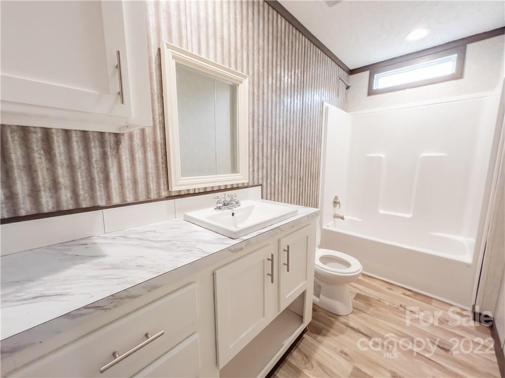 140 River Ridge Lane Hickory, NC 28601 - Photo 7 of 7 Gallery Image 7