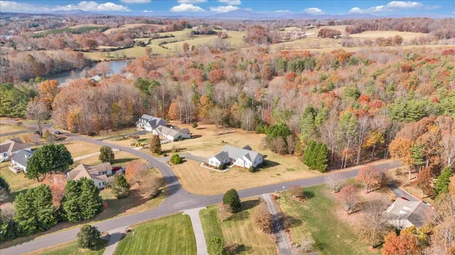 $725,000 | 28 Queen Mothers Court, Wirtz, VA 24184