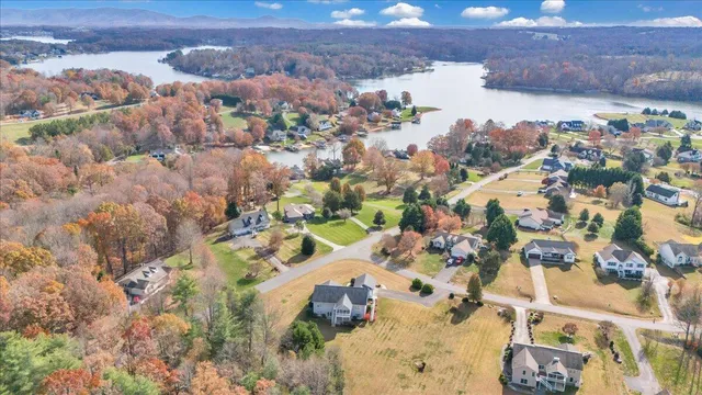 $725,000 | 28 Queen Mothers Court, Wirtz, VA 24184