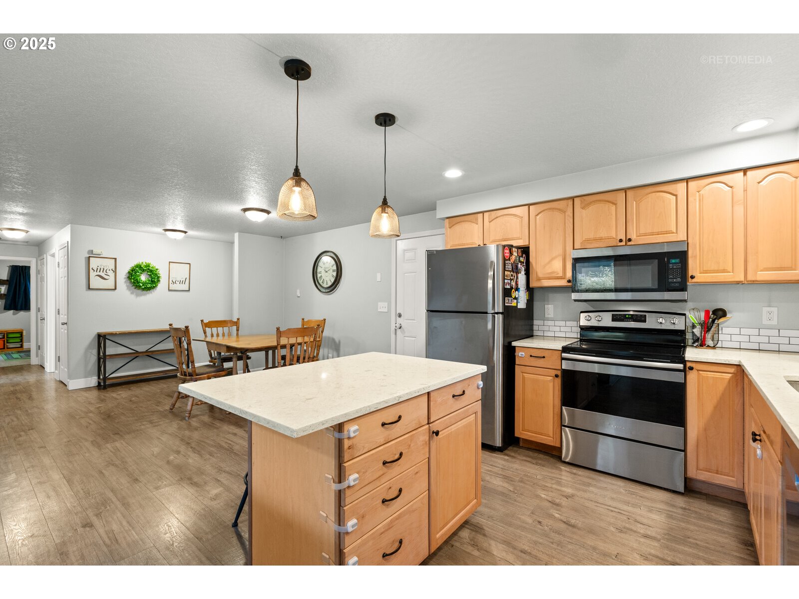 410 Southwest Ivy Road Estacada, OR 97023 - Photo 15 of 34 Gallery Image 15