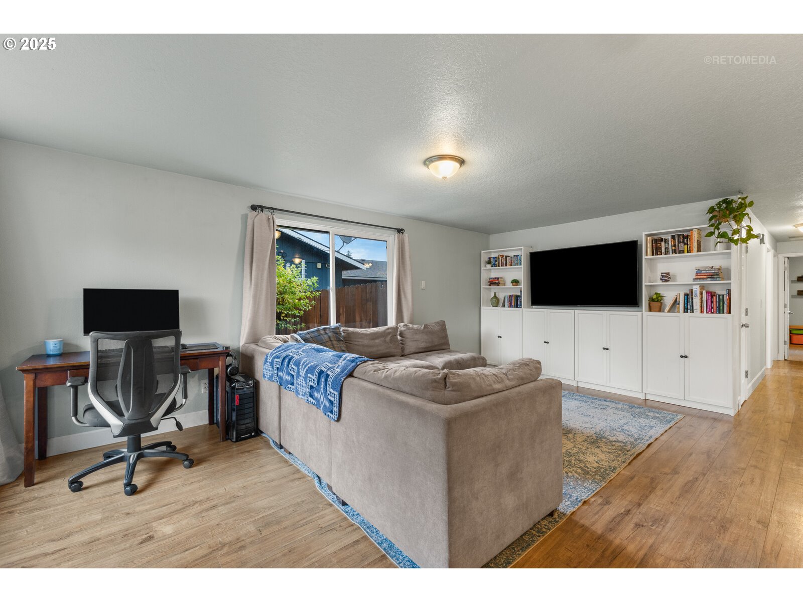410 Southwest Ivy Road Estacada, OR 97023 - Photo 5 of 34 Gallery Image 5