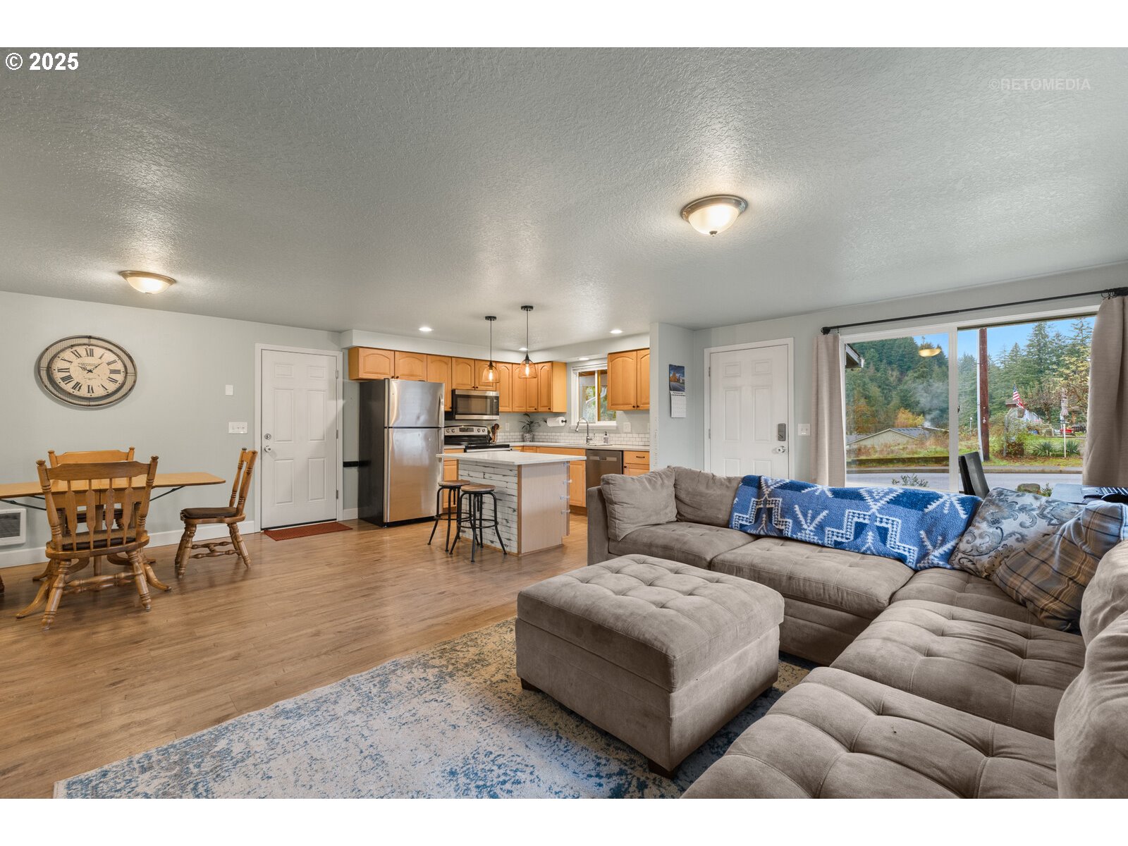 410 Southwest Ivy Road Estacada, OR 97023 - Photo 8 of 34 Gallery Image 8
