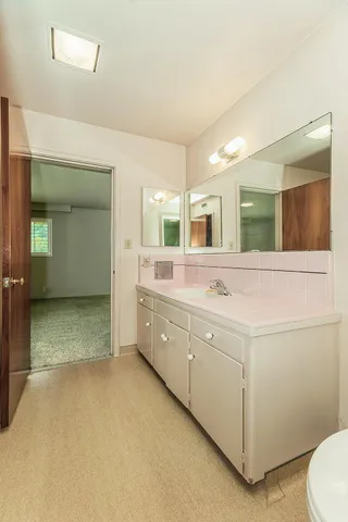 $479,000 | 1444 East Swift Avenue, Fresno, CA 93704