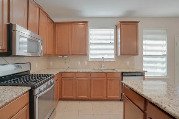 $2,295 | 20224 Stanley Robin Lane, Pflugerville, TX 78660