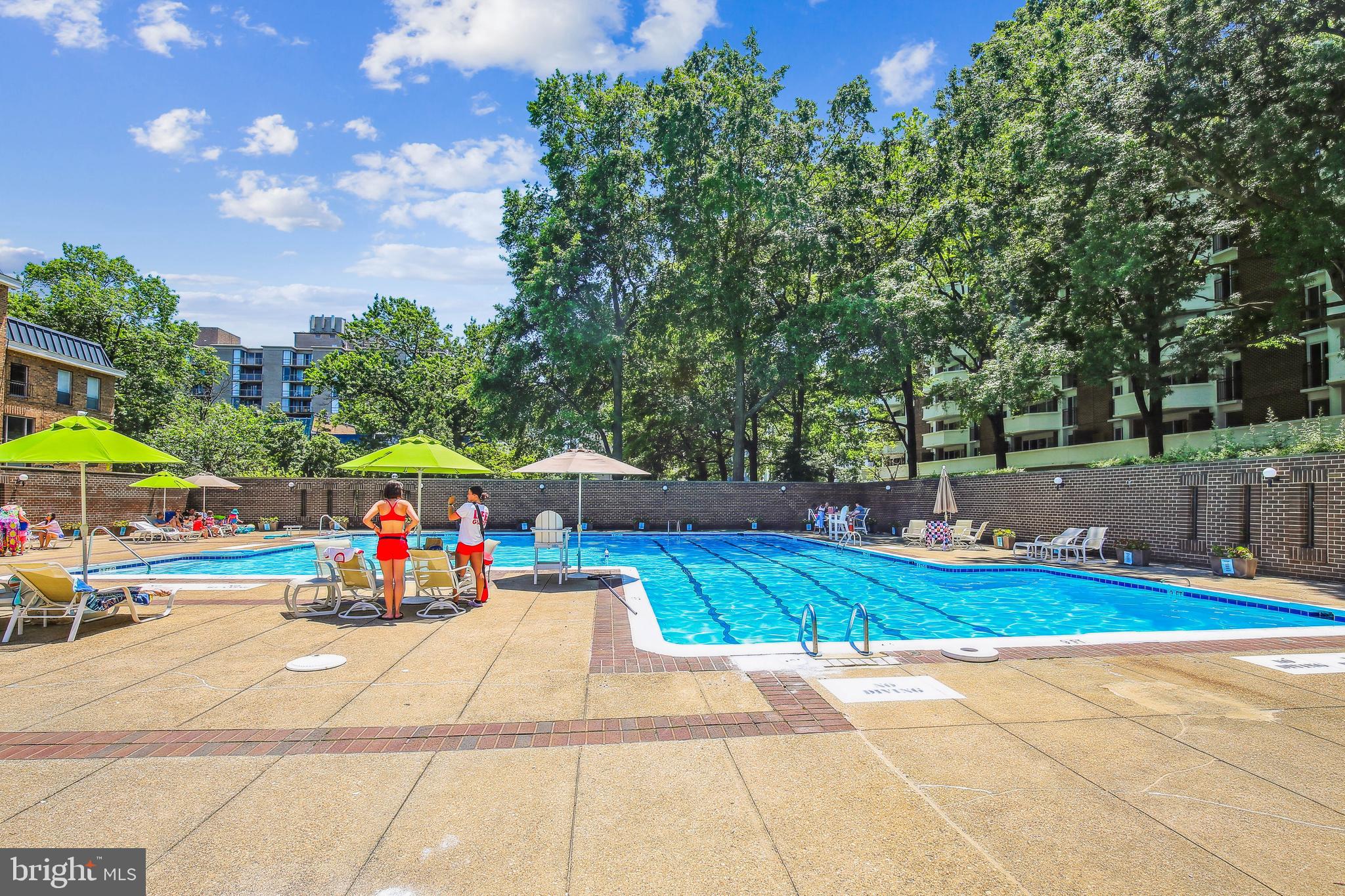 700 7th Street Southwest, Unit 701 Washington, DC 20024 - Photo 32 of 54 Wonderful Outdoor Pool
