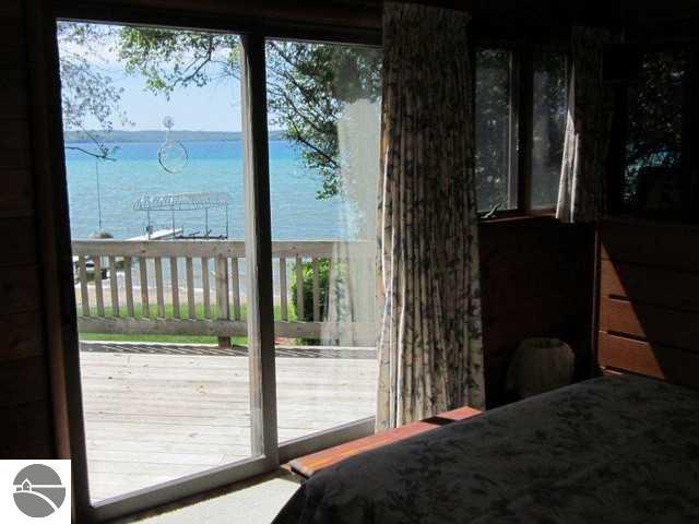 8186 South Dunns Farm Road Maple City, MI 49664 - Photo 17 of 27 1745001-16.JPG
